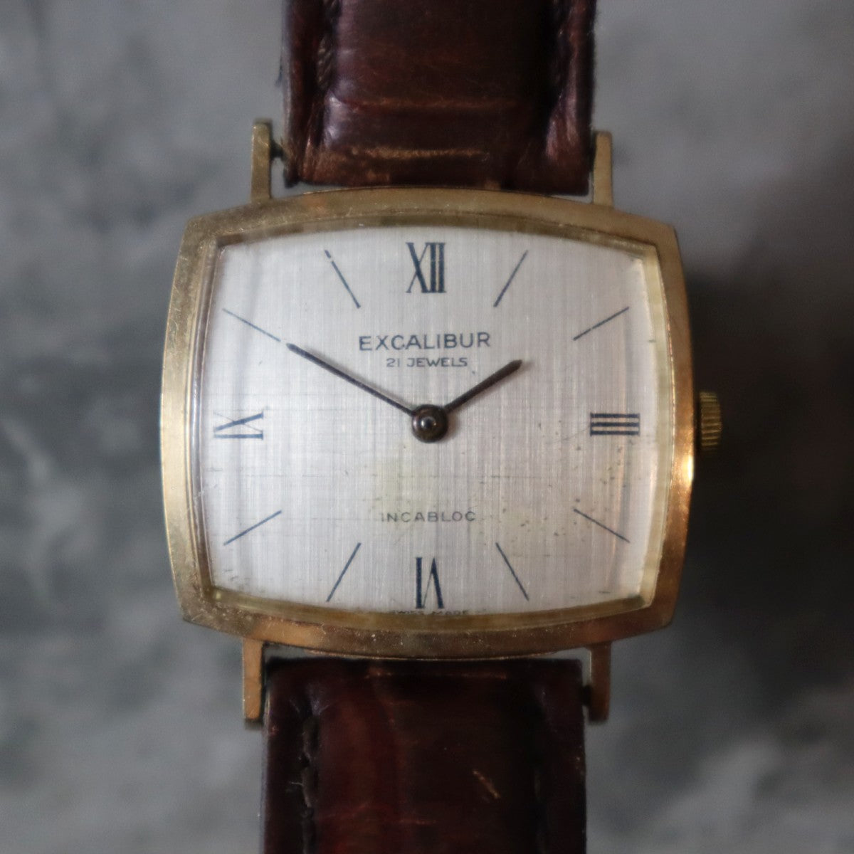 Excalibur 9ct Gold 17 Jewel Watch