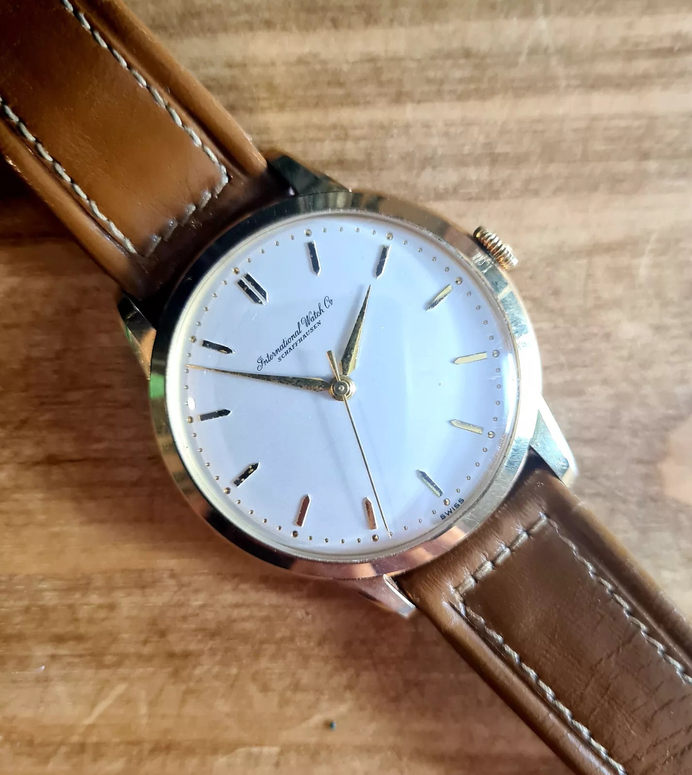 Vintage IWC schaffhausen 18ct Gold Watch | Calibre 89