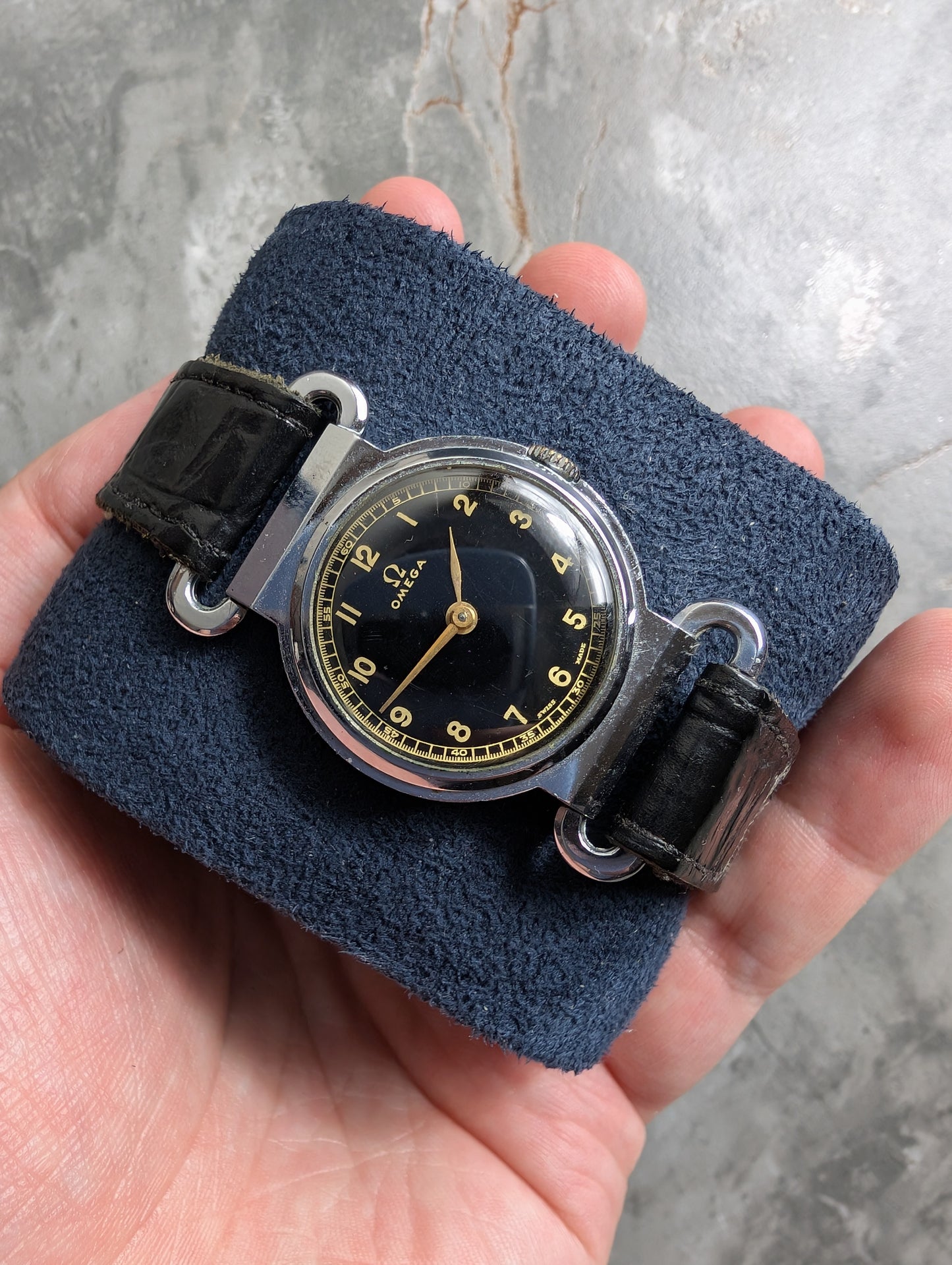 Vintage 1935 Omega Scarab Steel Wristwatch | Black Gilt Dial
