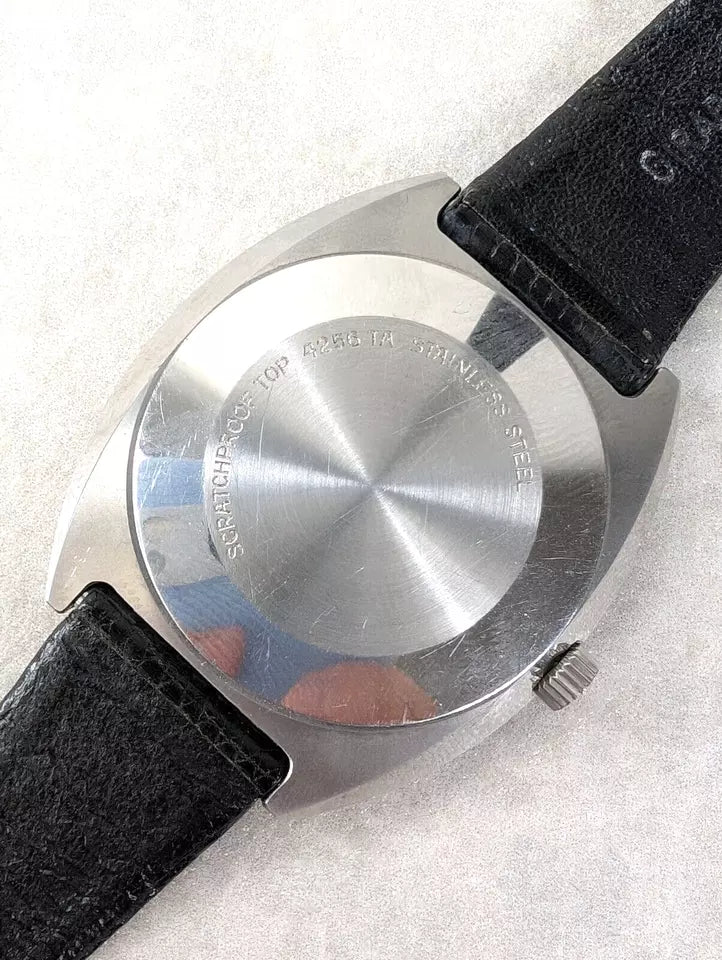 Girard Perregaux Titanium 705 - 1970-1979 Vintage Quartz