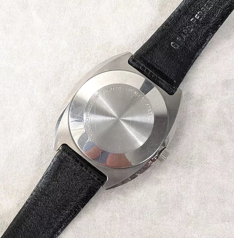 Girard Perregaux Titanium 705 - 1970-1979 Vintage Quartz