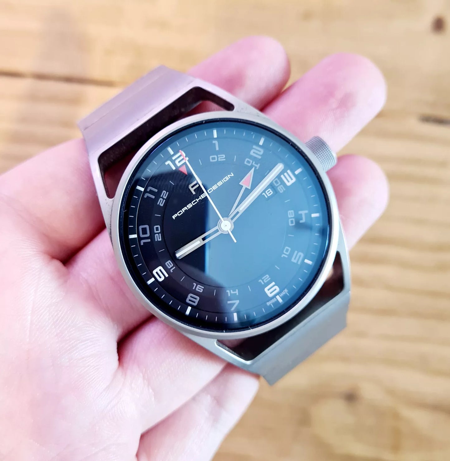 Porsche Design Globetimer Titanium 1919 | 2012 6020.2.01.001