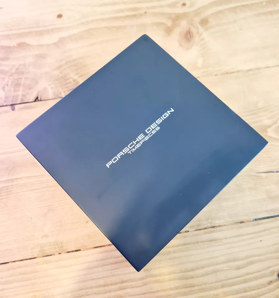 Porsche Design Globetimer Titanium 1919 | 2012 6020.2.01.001