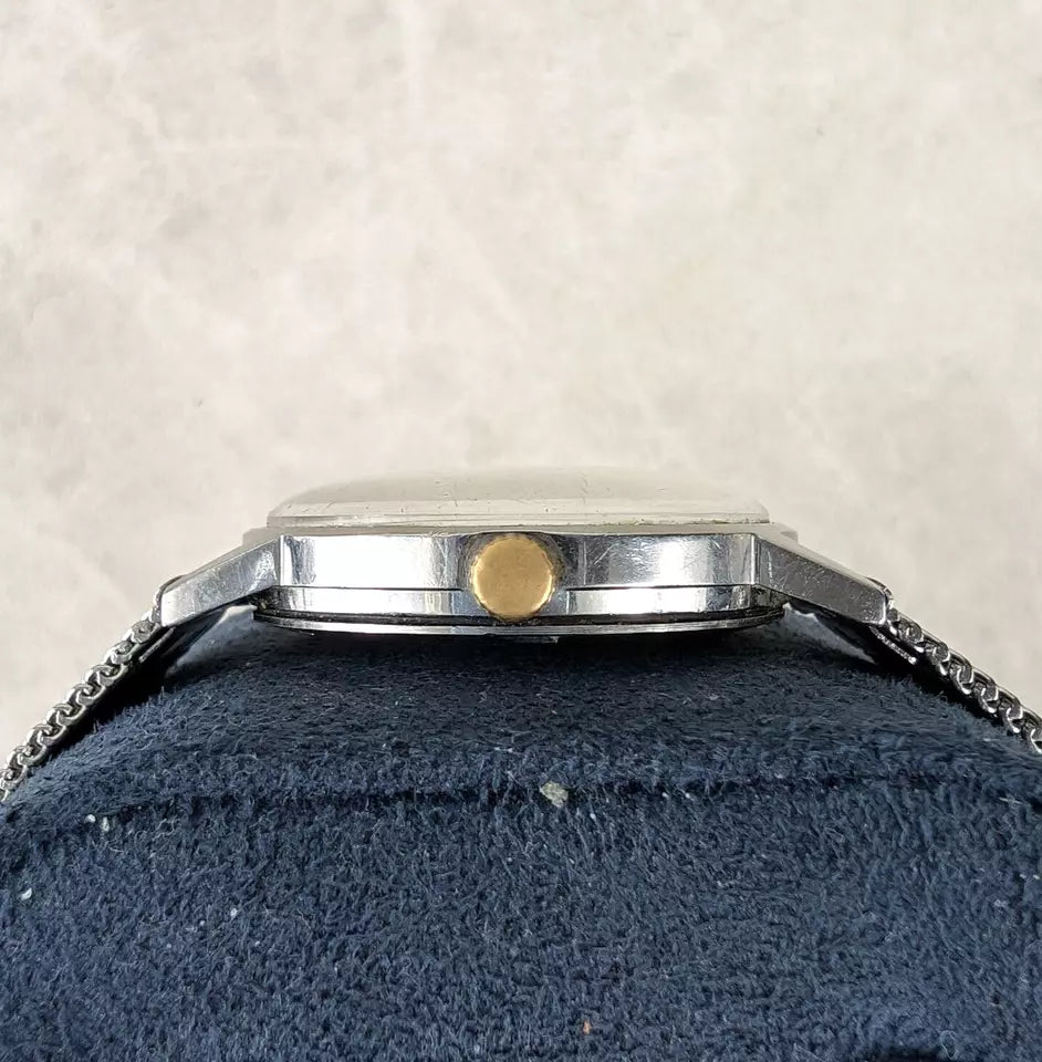 Vintage 1970 Omega Geneve Blue Dial Watch - 135.070