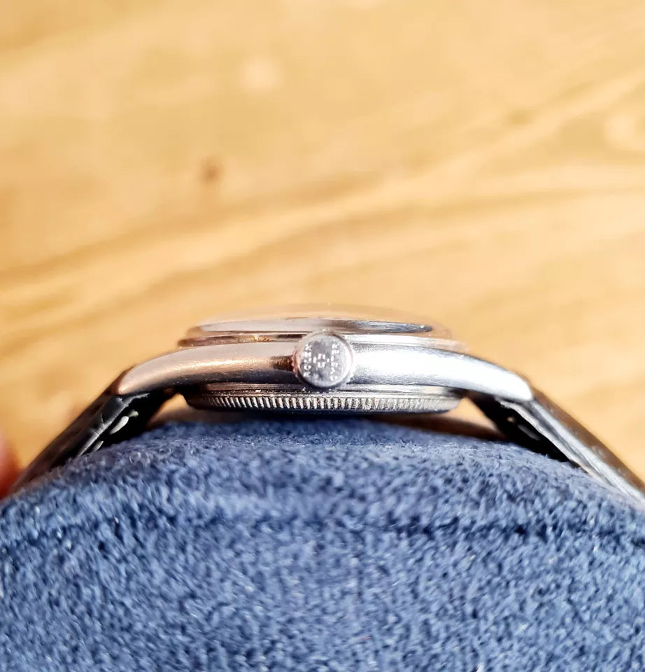 Rolex Oyster Shock resisting 4444 Rare Gilt Dial 1945